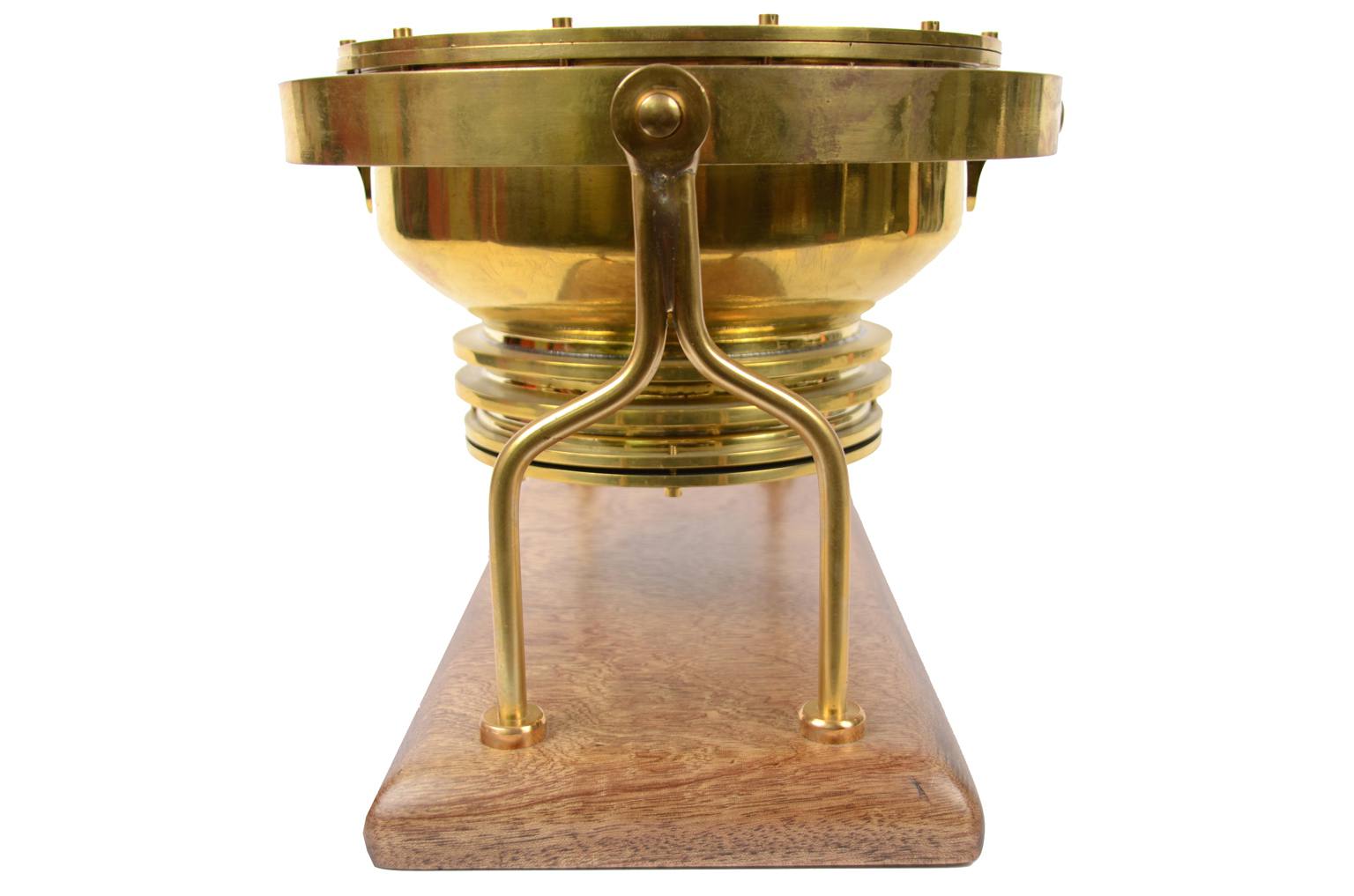 Antique compasses/A139-Observator compass