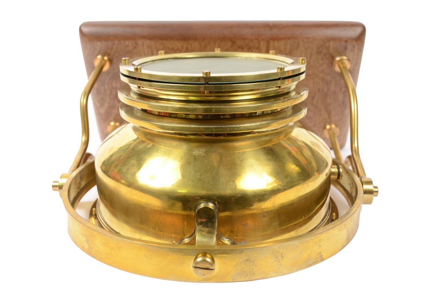 Antique compasses/A139-Observator compass