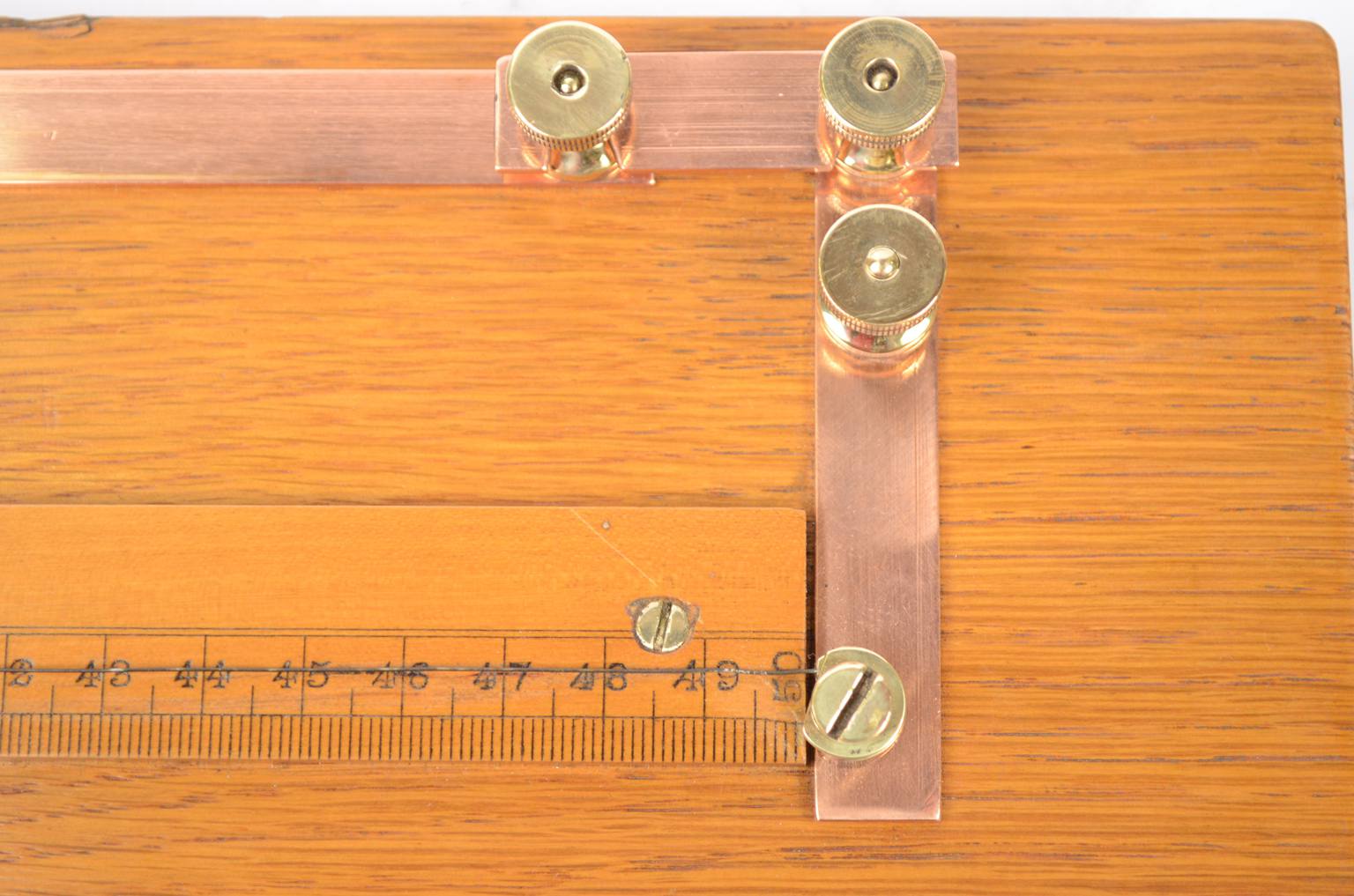 e-Shop/Antique measuring instruments/Code A155 Device for resistance