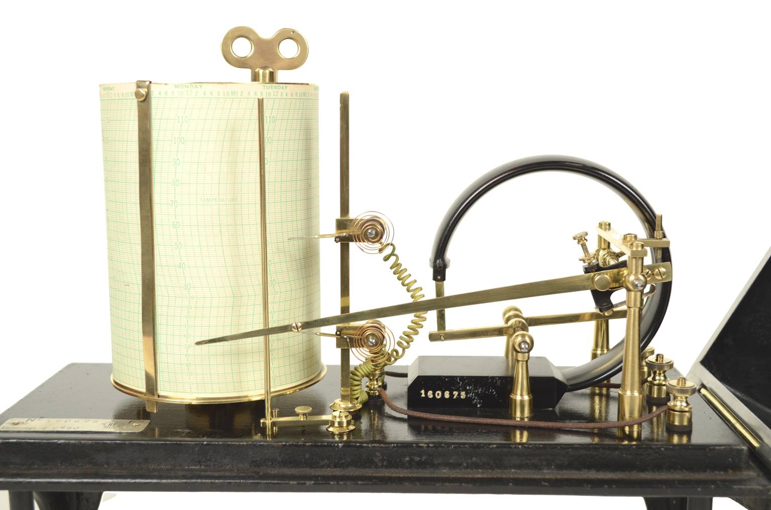 Antique barometers/A43A-Antique barograph