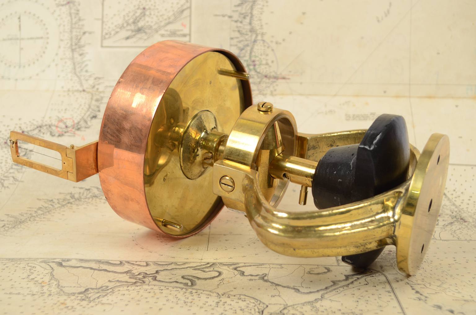 Nautical antiques/A72-Antique graphometer