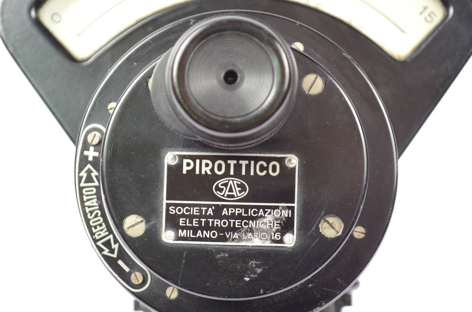 Antique measuring instruments/A83-Optical pyrometer