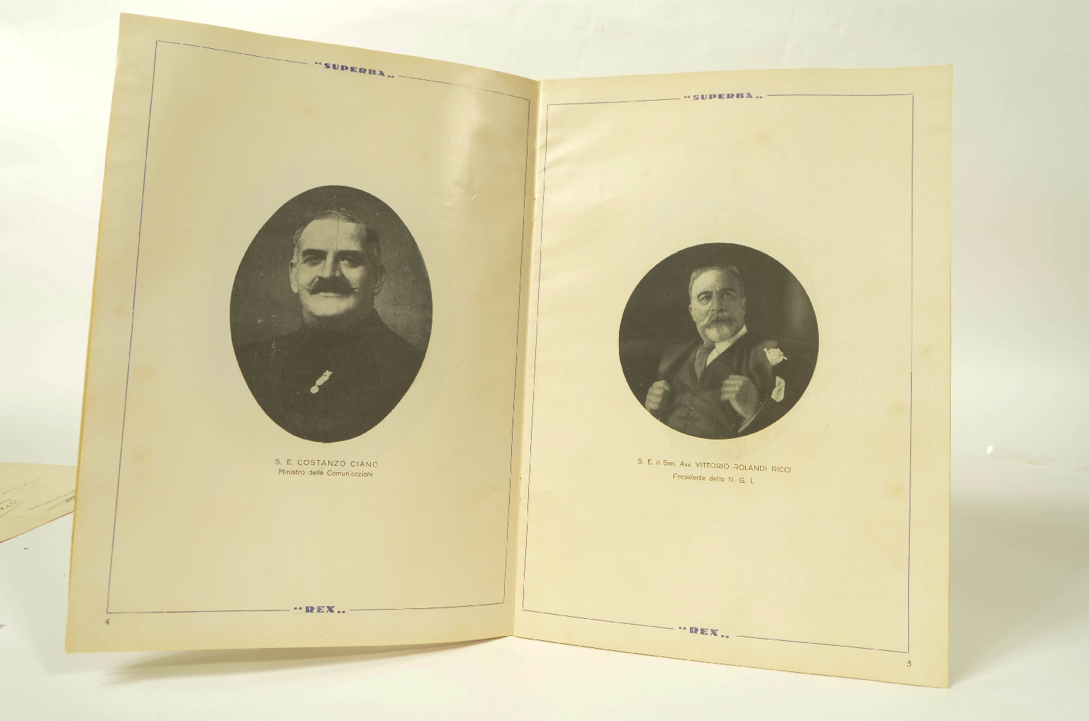 SS REX/R16-REX SUPERBA Magazine