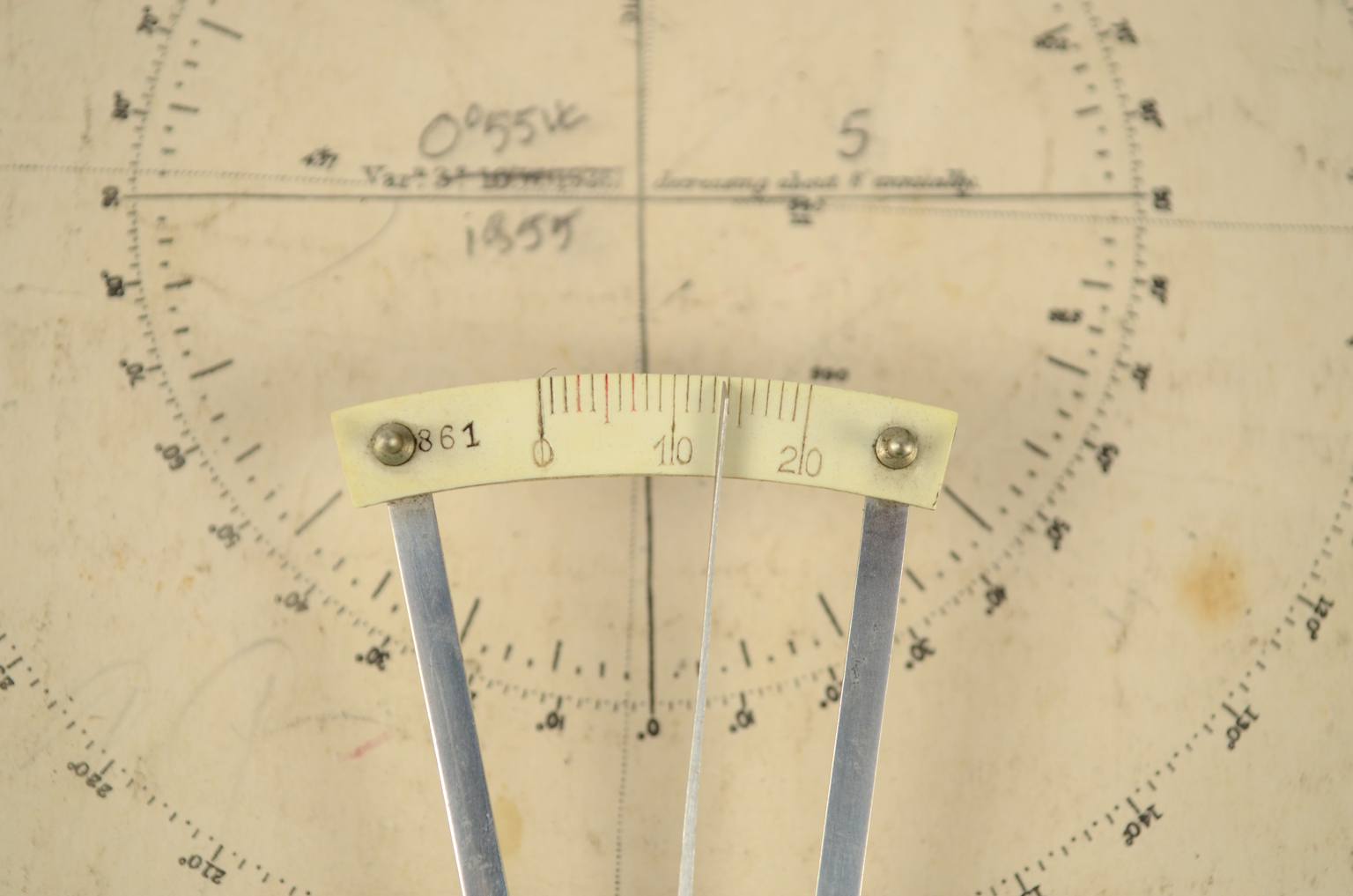 Old medical instruments/ocu1-Vintage tonometer