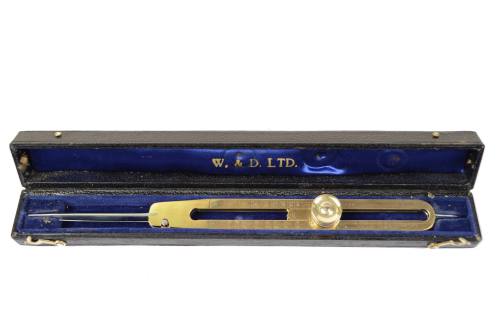 Cod. 4300 Grande compasso antico