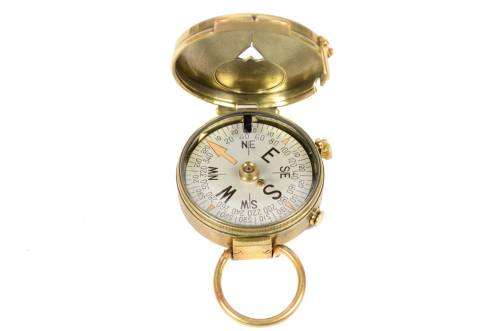 Code 5980 Old magnetic compass