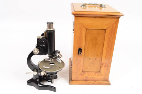 Cod. 650 Microscopio antico